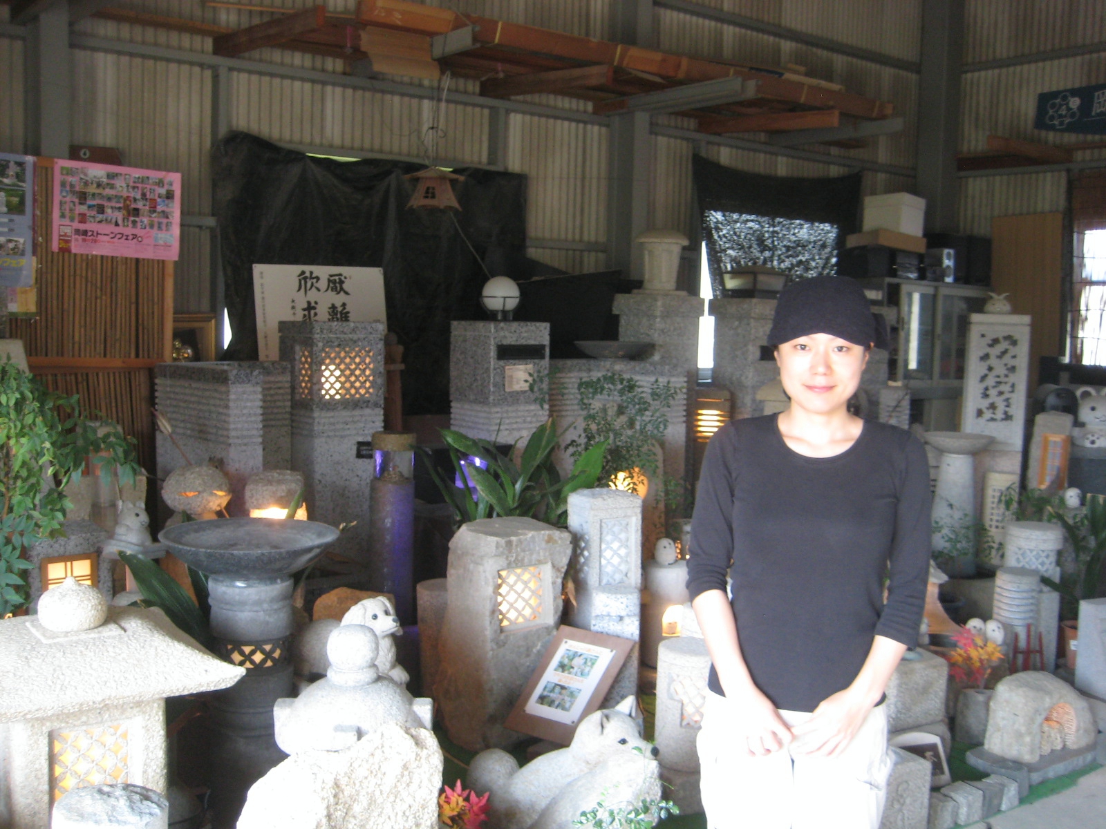 石都岡崎で活躍する女性の石職人 日本歴史旅行協会